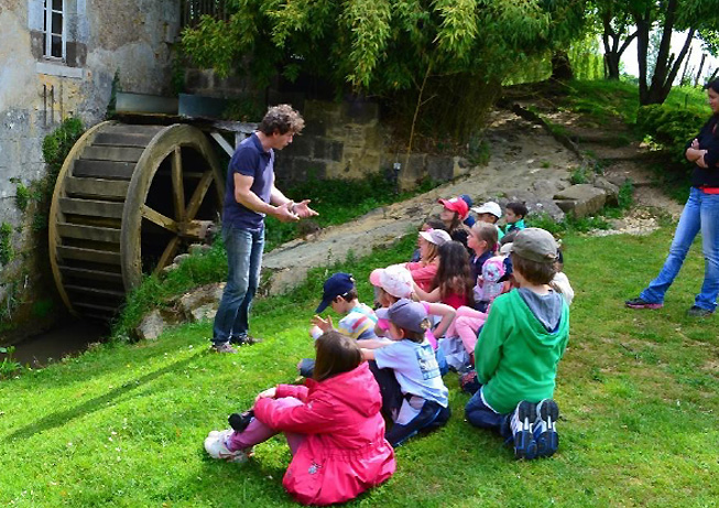 Classe découverte Moulin Vanneau – Classes médiévales Bourgogne – Poney-Club Domaine Espérance 01