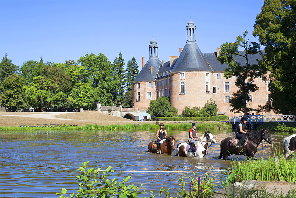 Randonnée équestre adulte Equit-Evasion – Séjour équestre adulte en Bourgogne – Domaine de l’Espérance 10