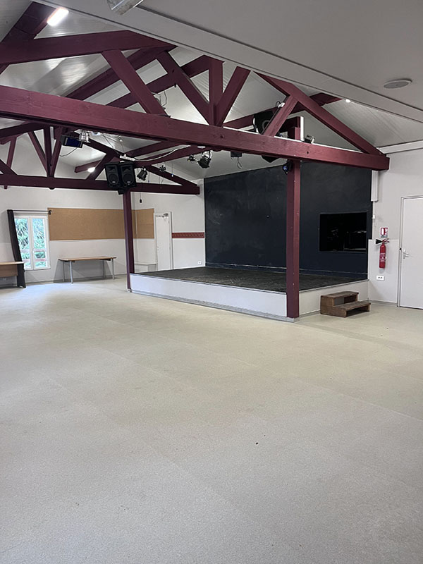 Salle des Fêtes – Poney-Club – Domaine de l’Espérance – Bourgogne – 04